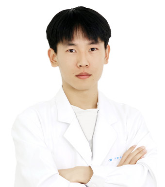 杨浩铭